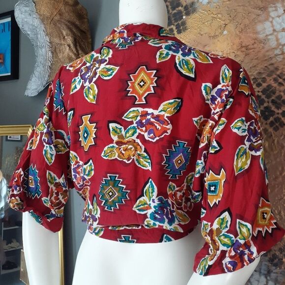 Vintage Chaus Red Short Sleeve Button Down With Southwestern Abstract Print - Picture 2 of 11